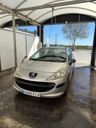 Peugeot 207 1.4 HDi X-Line