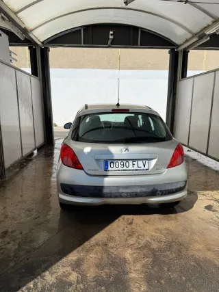 Peugeot 207 1.4 HDi X-Line