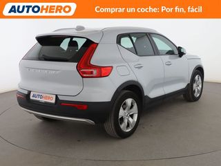 Volvo XC40 2.0 D3 Momentum Pro 2WD