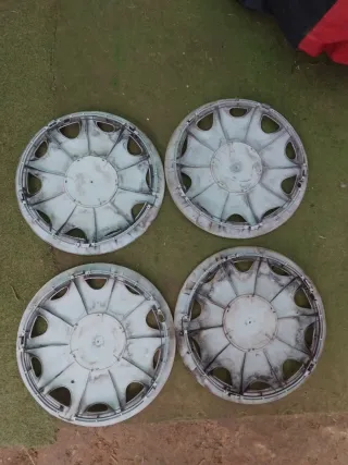Tapacubos Mercedes 15 (4 unidades)