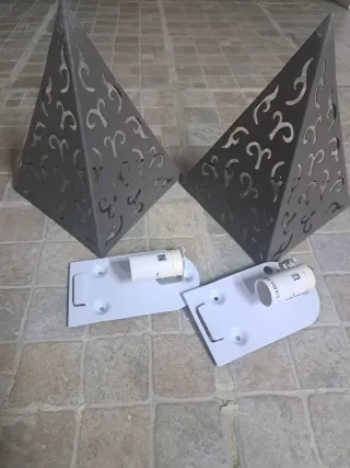 Plaffoniera piramidale decorata