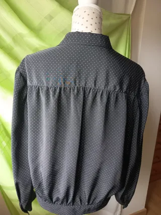 Camisa chaqueta bomber vintage negra con lunares