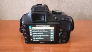 Cámara Nikon D3400 + Accesorios