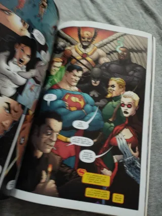 SUPERMAN: CRISIS INFINITA (CRISIS FINAL)