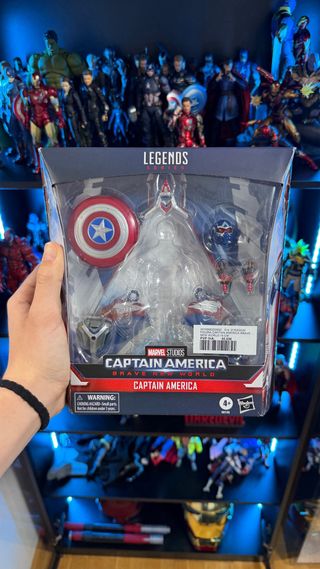 Capitán América Sam Wilson Marvel Legends