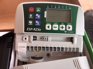 Programador Riego Rain Bird ESP-RZXe 4 Zonas