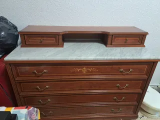 Cómoda Luis XVI 4 cajones mármol