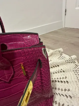Bolso Rosa estilo Cocodrilo