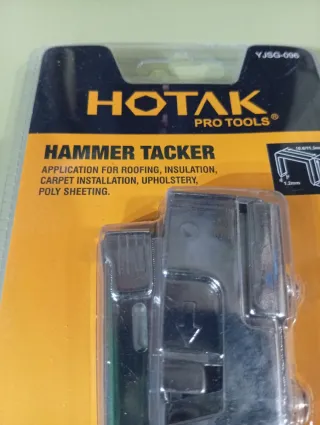 Grapadora de Martillo y Cutter de Vidrio