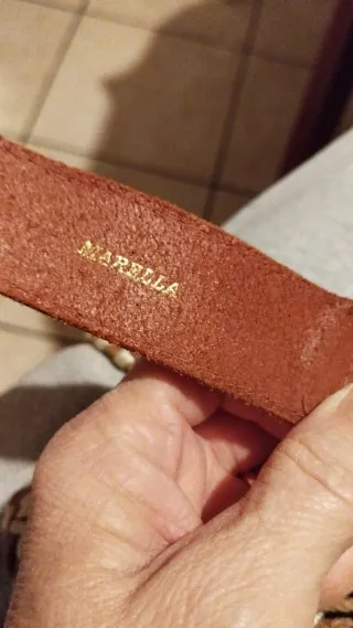 Cintura Marella intrecciata con fibbia legno