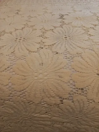 Colcha imitación ganchillo beige