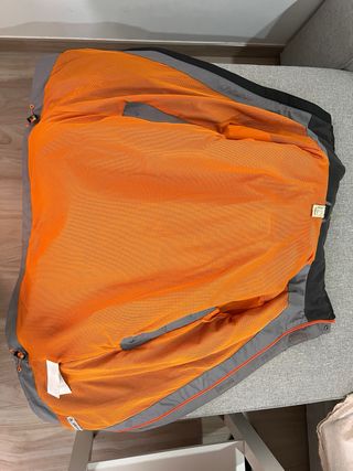 Chaqueta Trekking Quechua (Oxylane) - Impermeable