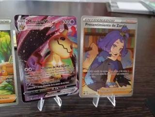 Pack Cartas Pokémon VMAX Urshifu Mimikyu