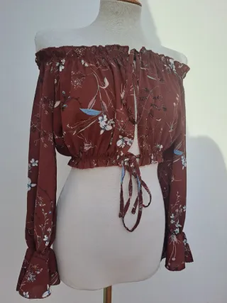Blusa Crop Top Hombros Descubiertos Estampada