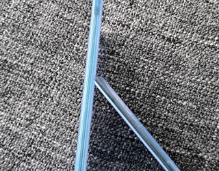 Pack de dos baldas de vidrio en color azul