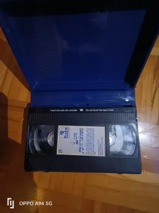 Película VHS Los Aurones IV
