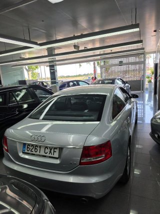 Audi A6 2.4 V6 177CV