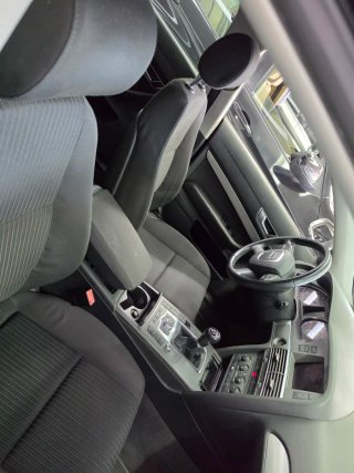 Audi A6 2.4 V6 177CV
