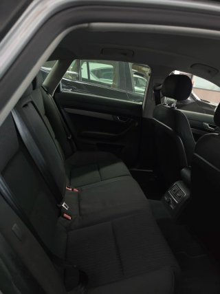 Audi A6 2.4 V6 177CV