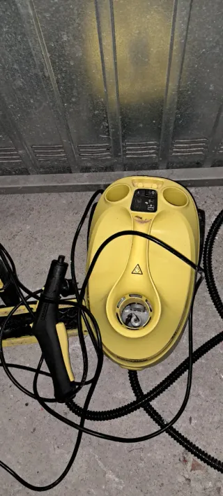 Limpiador a vapor Kärcher amarillo