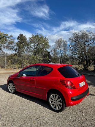 Peugeot 207 1.6 HDI