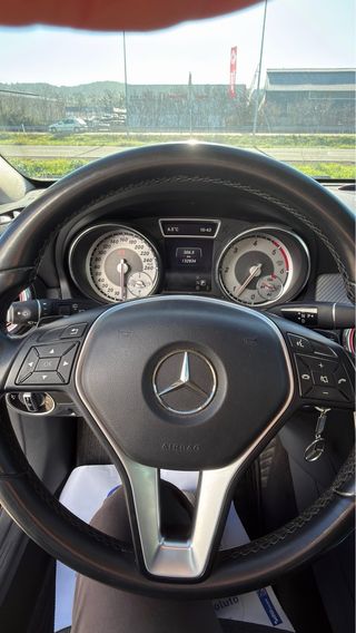 Mercedes-Benz GLA 2015