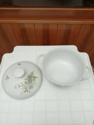 Zuppiera in ceramica Kahl floreale