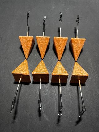 Plomos de pesca pirámide cortada