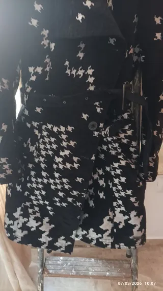 Abrigo Desigual Negro y Blanco