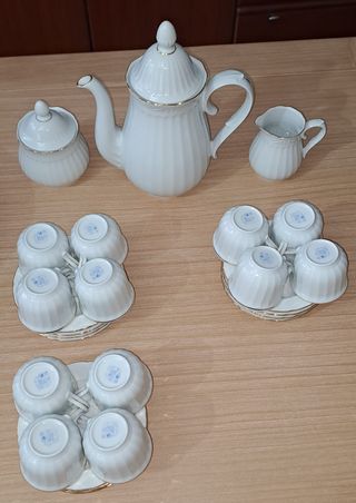 Vajilla Santa Clara 12 servicios y juego de café