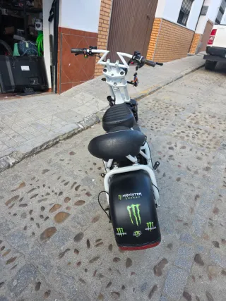 Patinete Eléctrico Monster Energy