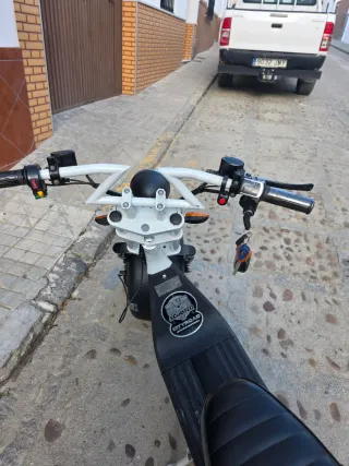 Patinete Eléctrico Monster Energy