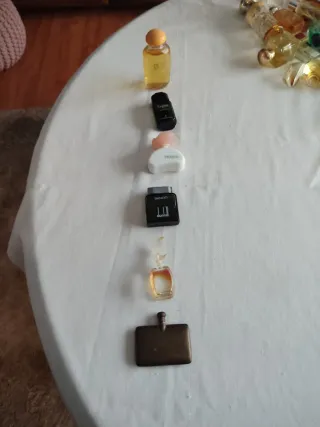 Botellas de colonia miniatura