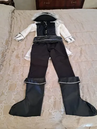 Costume carnevale bianco e nero