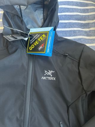 Chaqueta Arc'teryx Negra Gore-Tex