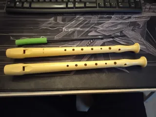 2 Flautas dulces color crema