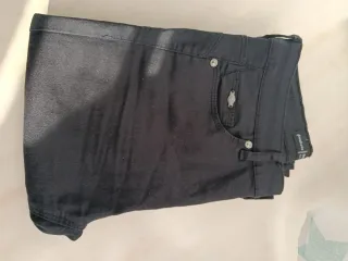 Pantalón Stradivarius Negro Talla M