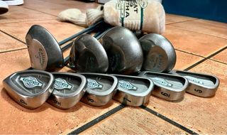 Juego Callaway Ladies Gems Golf y tres fundas