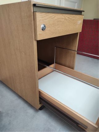 Cajonera archivador despacho madera y metal