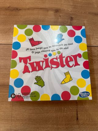Juego Twister Hasbro Gaming
