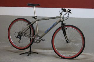Bicicleta Kona Muni-Mula 1996