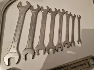 Juego llaves fijas IRIMO y llave inglesa