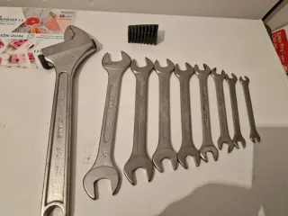 Juego llaves fijas IRIMO y llave inglesa