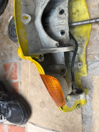 Carcasa Manillar Vespino F9 Amarilla