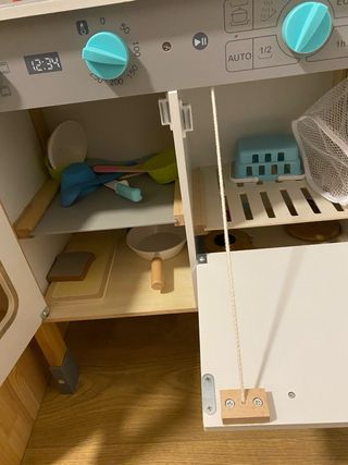 Cocinita de juguete con accesorios