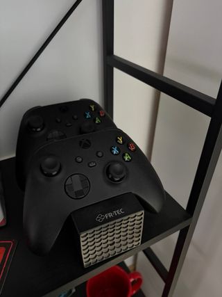 Xbox Series X + 2 mandos