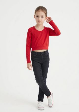 Blusa de licra, diseño con mangas de malla.(mesh)