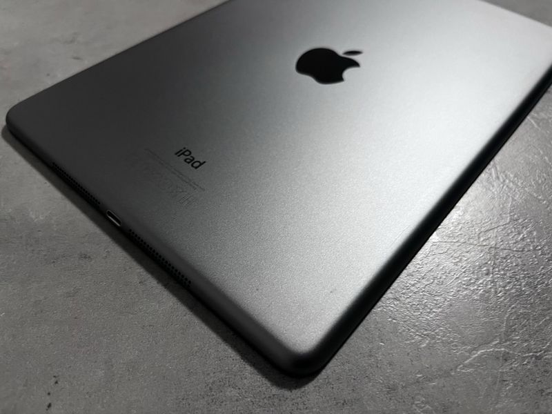 Apple iPad Air 1 Plata/Gris Espacial