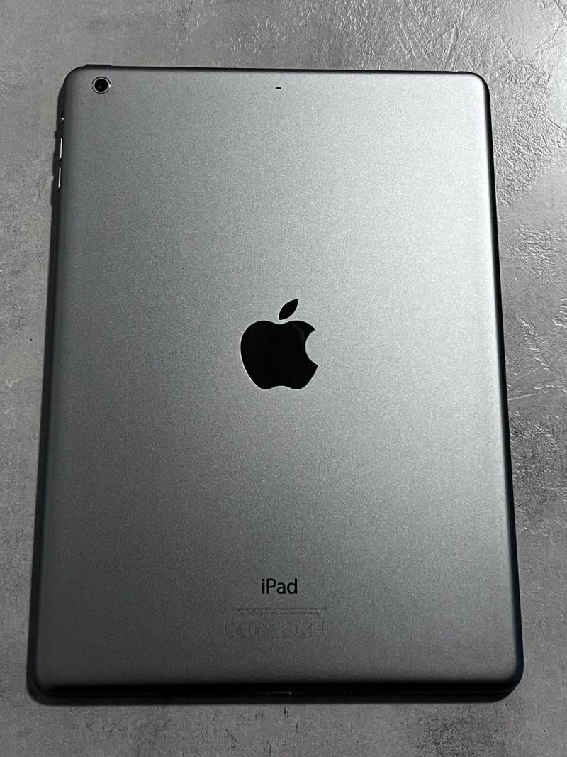 Apple iPad Air 1 Plata/Gris Espacial afbeelding 3