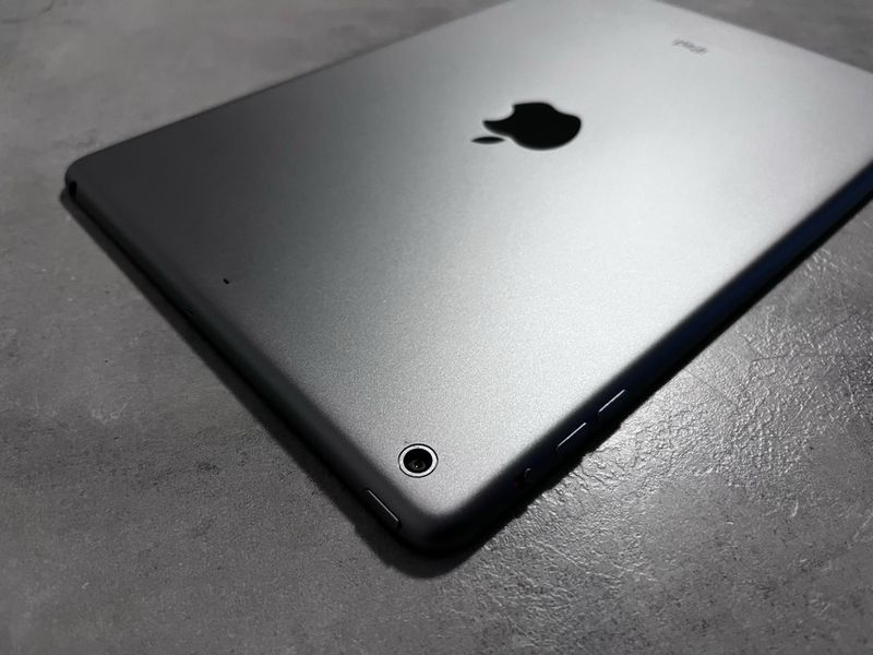 Apple iPad Air 1 Plata/Gris Espacial afbeelding 2